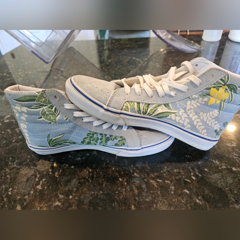 Vans Hi Sk8 Floral Pattern 8.5 Women